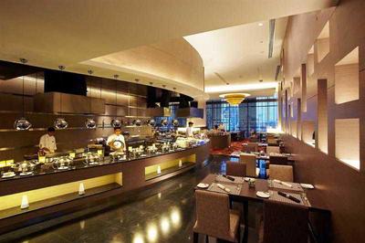 Four Points by Sheraton Bangkok Ploenchit