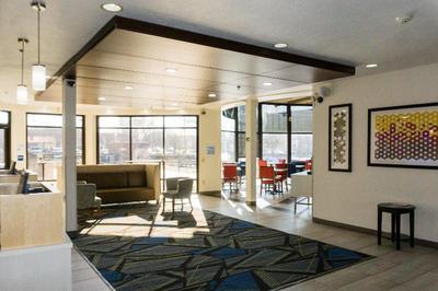 Holiday Inn Express Columbus Downtown