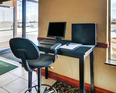 Quality Inn & Suites Wichita Falls I-44
