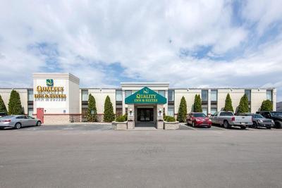 Quality Inn & Suites Mansfield Area
