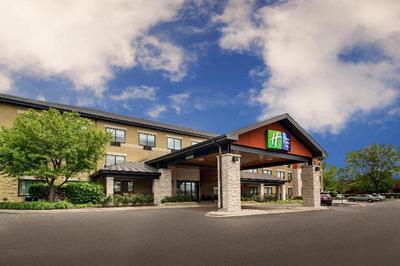 Holiday Inn Express & Suites Aurora- Napervillle