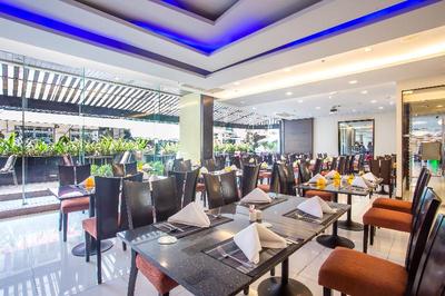 Nouvo City Hotel