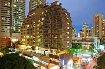 Golden Tulip Mandison Suites