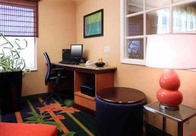 Fairfield Inn & Suites Memphis I-240 & Perkins