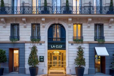La Clef Tour Eiffel Paris by The Crest Collection