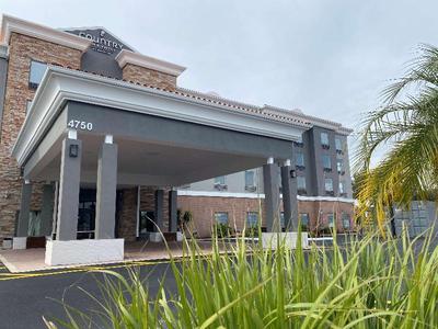 Country Inn & Suites by Radisson Tampa RJ Stadium