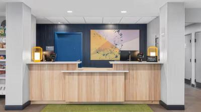 Spark by Hilton Colorado Springs I 25 Central