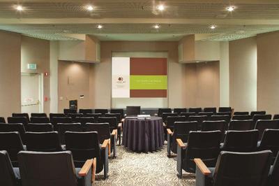 DoubleTree by Hilton Denver - Aurora