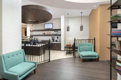Crowne Plaza San Antonio Airport an IHG Hotel