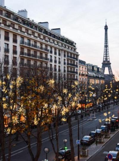 Bridgestreet Champs Elysees