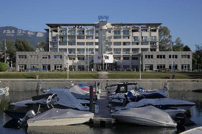 Logis Hôtel Adelphia
