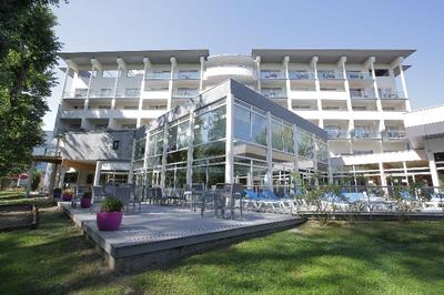 Logis Hôtel Adelphia