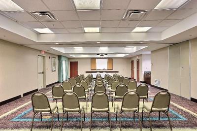 Hampton Inn & Suites Savannah - I-95 South -