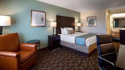 Quality Inn Clinton North