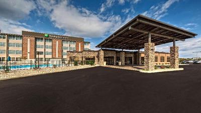 Holiday Inn Express Louisville Airport Expo Center