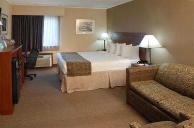 Quality Inn Austintown-Youngstown West