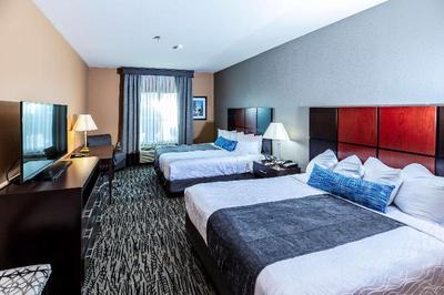 Best Western Plus Denton Inn & Suites