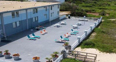 Best Western Plus Holiday Sands Inn & Suites