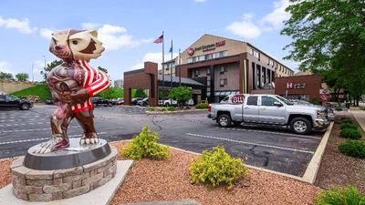 Best Western Plus Inntowner & The Highland Club