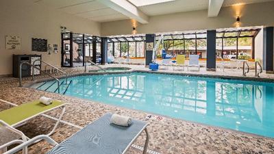 Best Western Plus Inntowner & The Highland Club