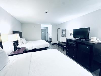Baymont by Wyndham Ardmore I-35