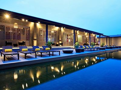 The Quarter Hualampong (formerly Prime Hotel)