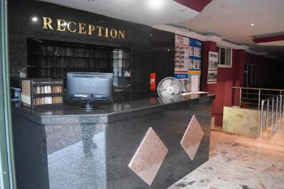 Ares City Hotel