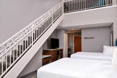Hampton Inn and Suites Boise/Spectrum