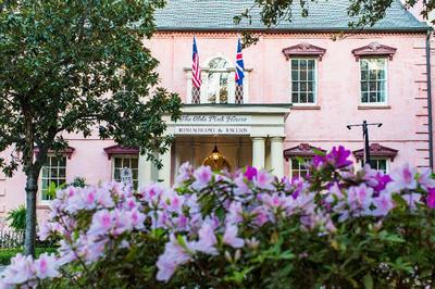 Holiday Inn Savannah Historic District IHG Hotel