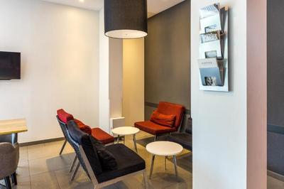 Easy Planet Bangkok Asoke (Previously Red Planet )