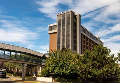 Coast Wenatchee Center Hotel