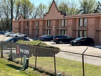 Americas Best Value Inn And Suites Memphis East