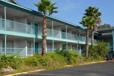 Rodeway Inn near Ft. Sam Houston