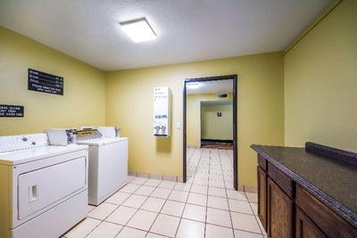 Quality Suites San Antonio Brooks City Base