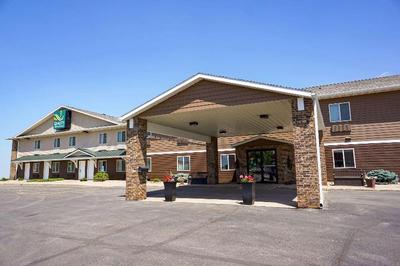 Quality Inn & Suites Watertown near Prairie Lakes