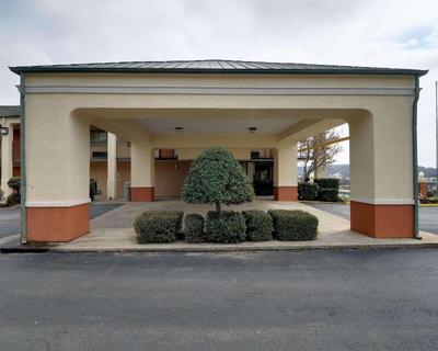 Quality Inn & Suites Russellville Area