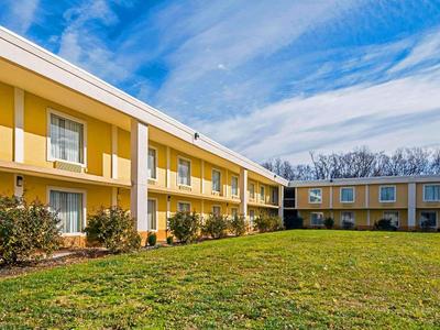 Quality Inn & Suites Hagerstown Area
