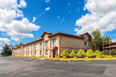 Econo Lodge Inn & Suites Chambersburg