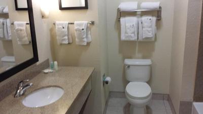 Comfort Suites Waycross Area