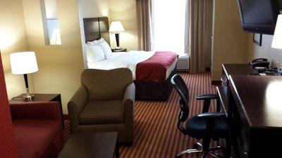 Comfort Suites Waycross Area