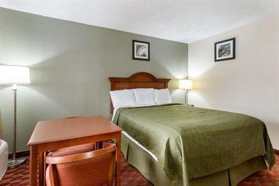Econo Lodge Huntington