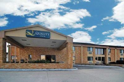 Quality Inn Burlington near Hwy 34