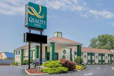 Quality Inn hotel Port Clinton, OH