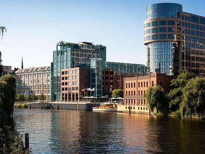 Ameron Abion Spreebogen Waterside