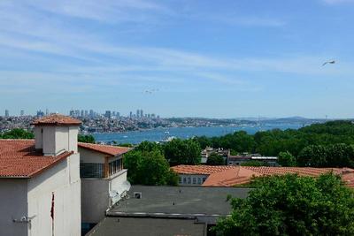 Agora Life Hotel – Special Class