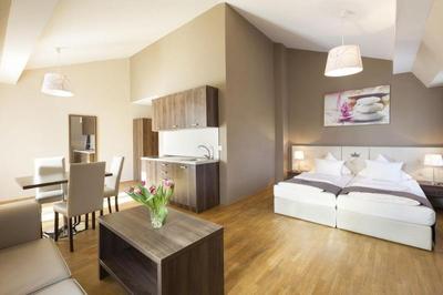 Empress Boutique Hotel