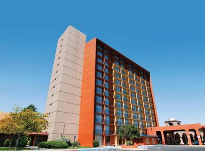 Crowne Plaza Albuquerque