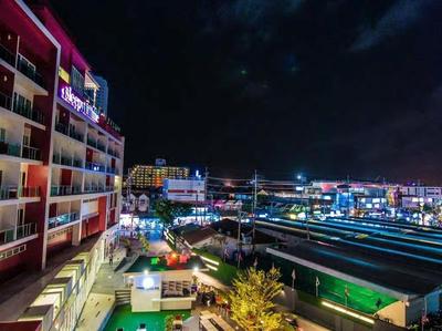 Sleep With Me Hotel design hotel @ Patong