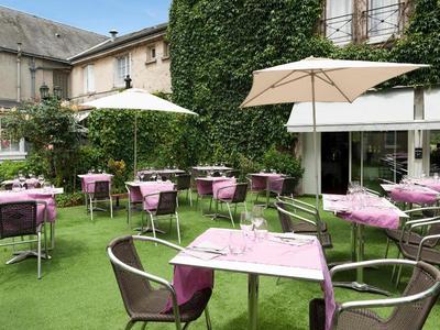 Hotel The Originals Tours Ouest Le Cheval Rouge 