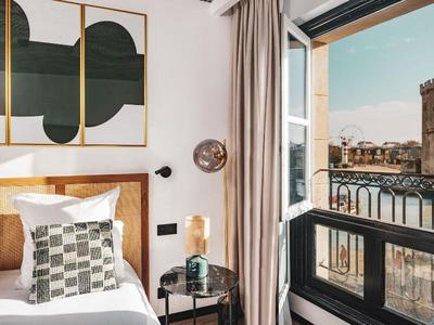 Maisons du Monde Hotel & Suites La Rochelle
